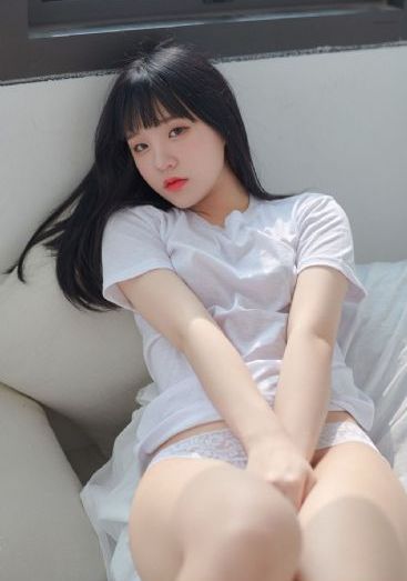 av丰满人妻翔田千里_国产剧免费观看超清