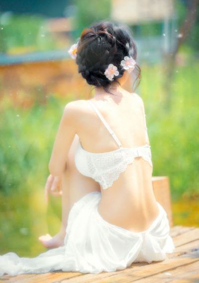一级毛片年轻漂亮的女教师3_快播高清无删减WWW