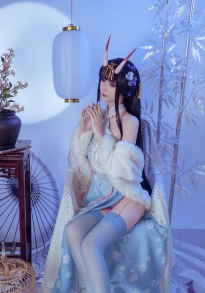 xxxx欧美丰满大屁股free_国语版完整版