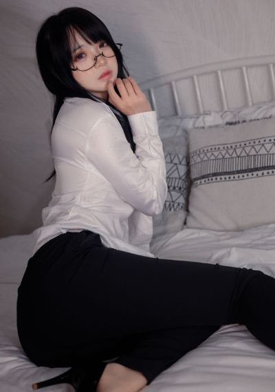 伊人久久五月_BD完整视频观看