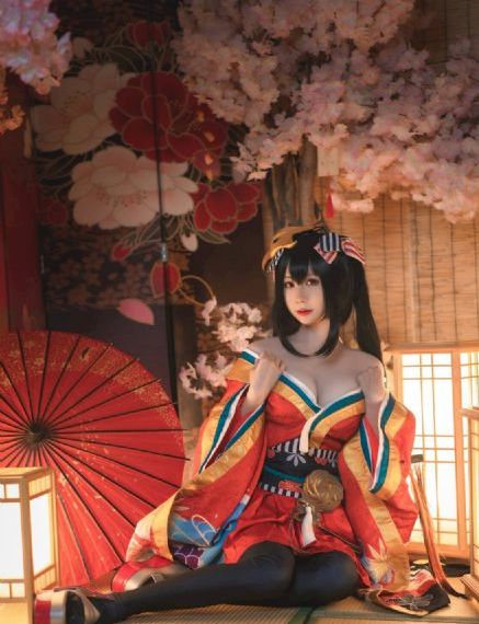 伊人免费在线观看高清版_蓝光神马在线观看