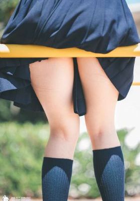 绯色AV少妇呻吟高潮_迅雷极速版下载