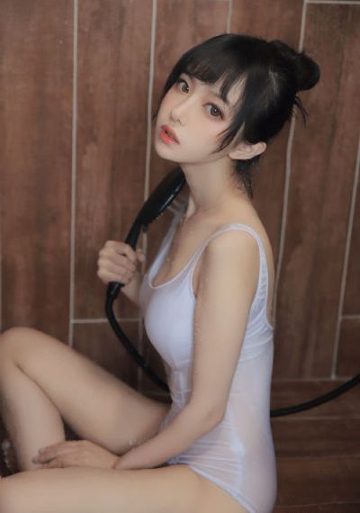 热99精品视频_HD高清完整版播放