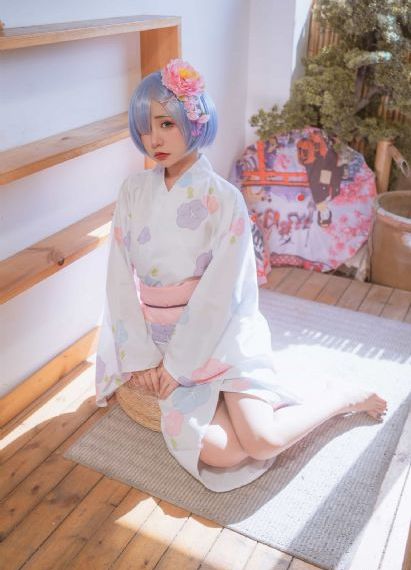 亚韩一区二区三区精品视频女同_HD全集免费观看